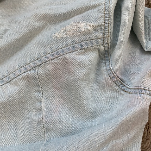 American Eagle Distressed Button Down Top - Picture 10 of 10